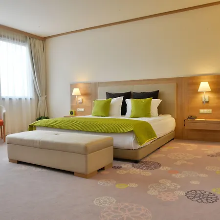 Suite Hotel Sofia Hotel 4*